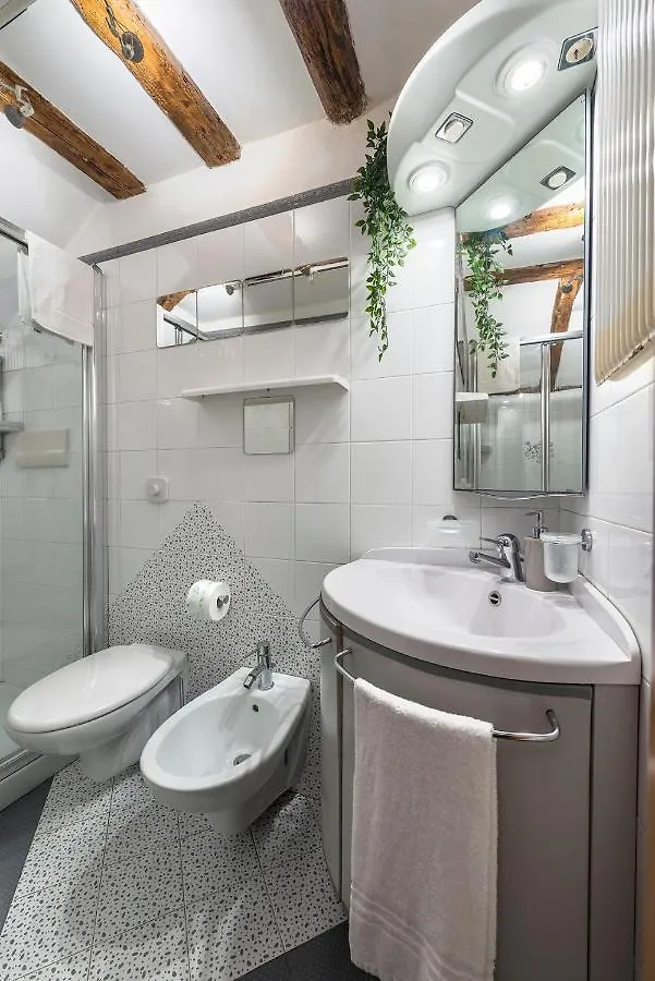Piccolo - Cozy Studio In The Heart Of Authentic Venecia