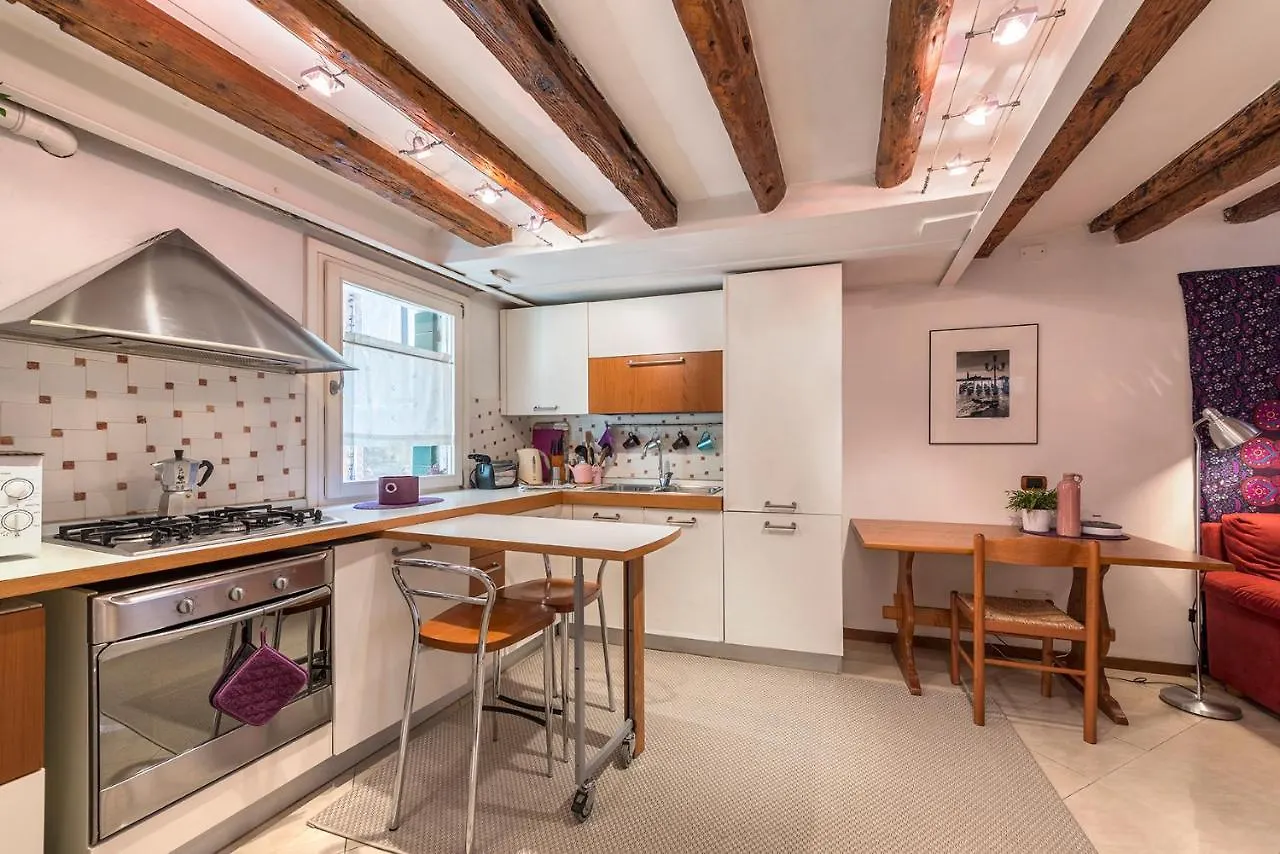 Apartamento Piccolo - Cozy Studio In The Heart Of Authentic Venecia